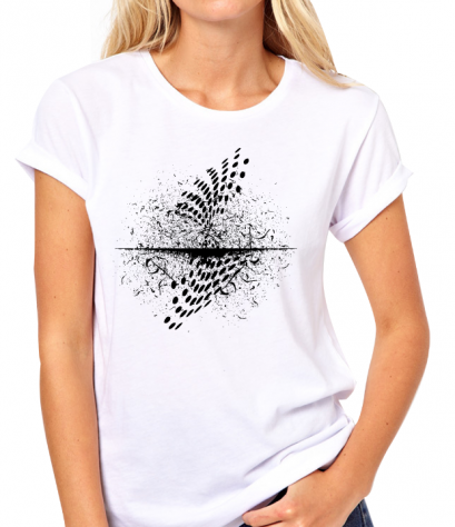 เสื้อยืดคอกลม Grunge background